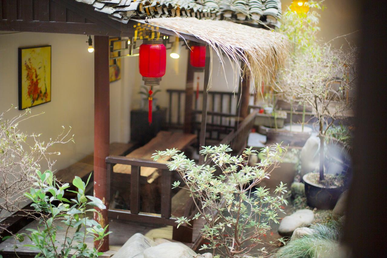 Fenghuang Poshan Inn Εξωτερικό φωτογραφία