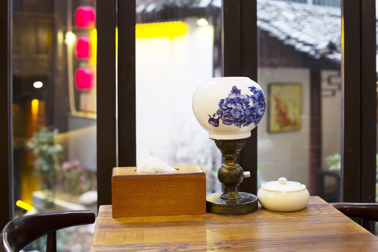 Fenghuang Poshan Inn Εξωτερικό φωτογραφία