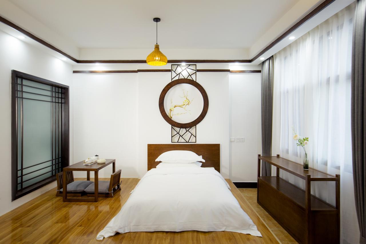 Fenghuang Poshan Inn Εξωτερικό φωτογραφία