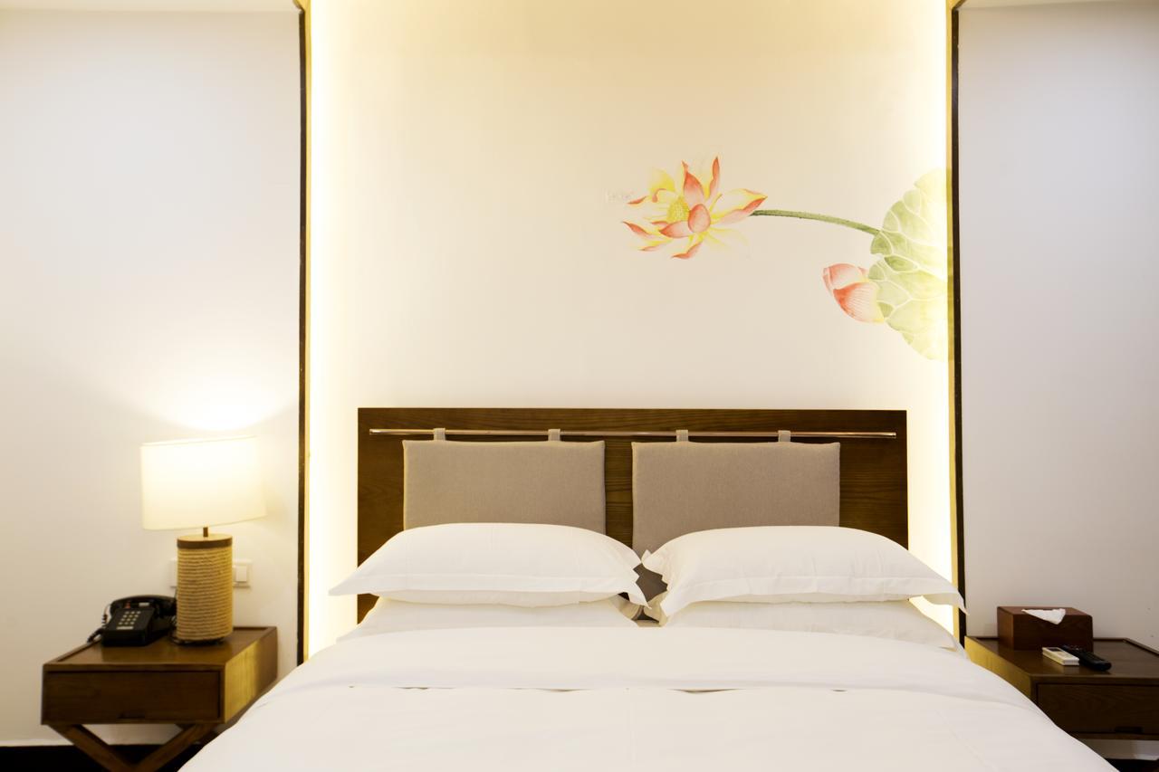 Fenghuang Poshan Inn Εξωτερικό φωτογραφία
